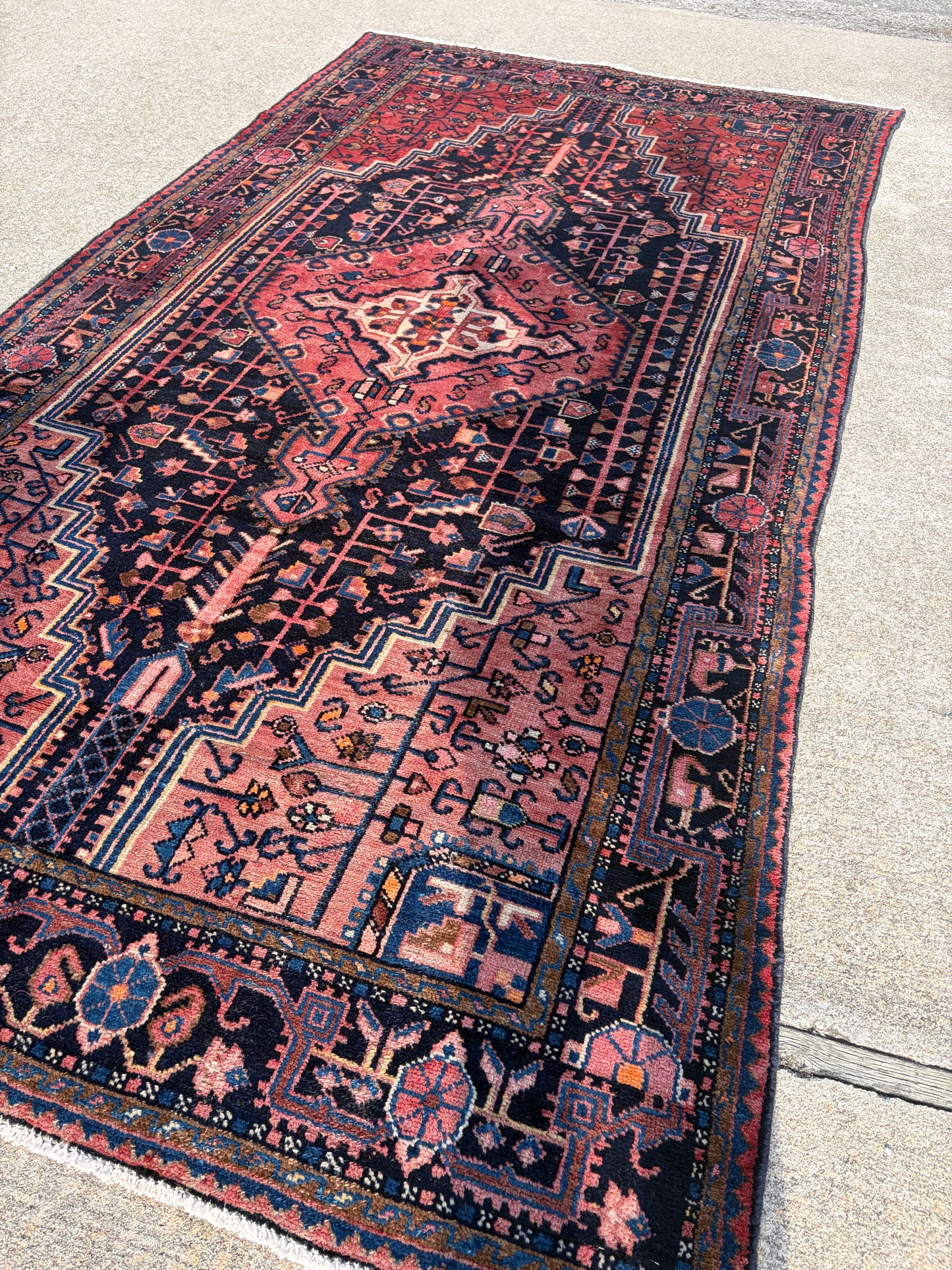 0 Vintage Persian Rug- 9’4 x 5’11