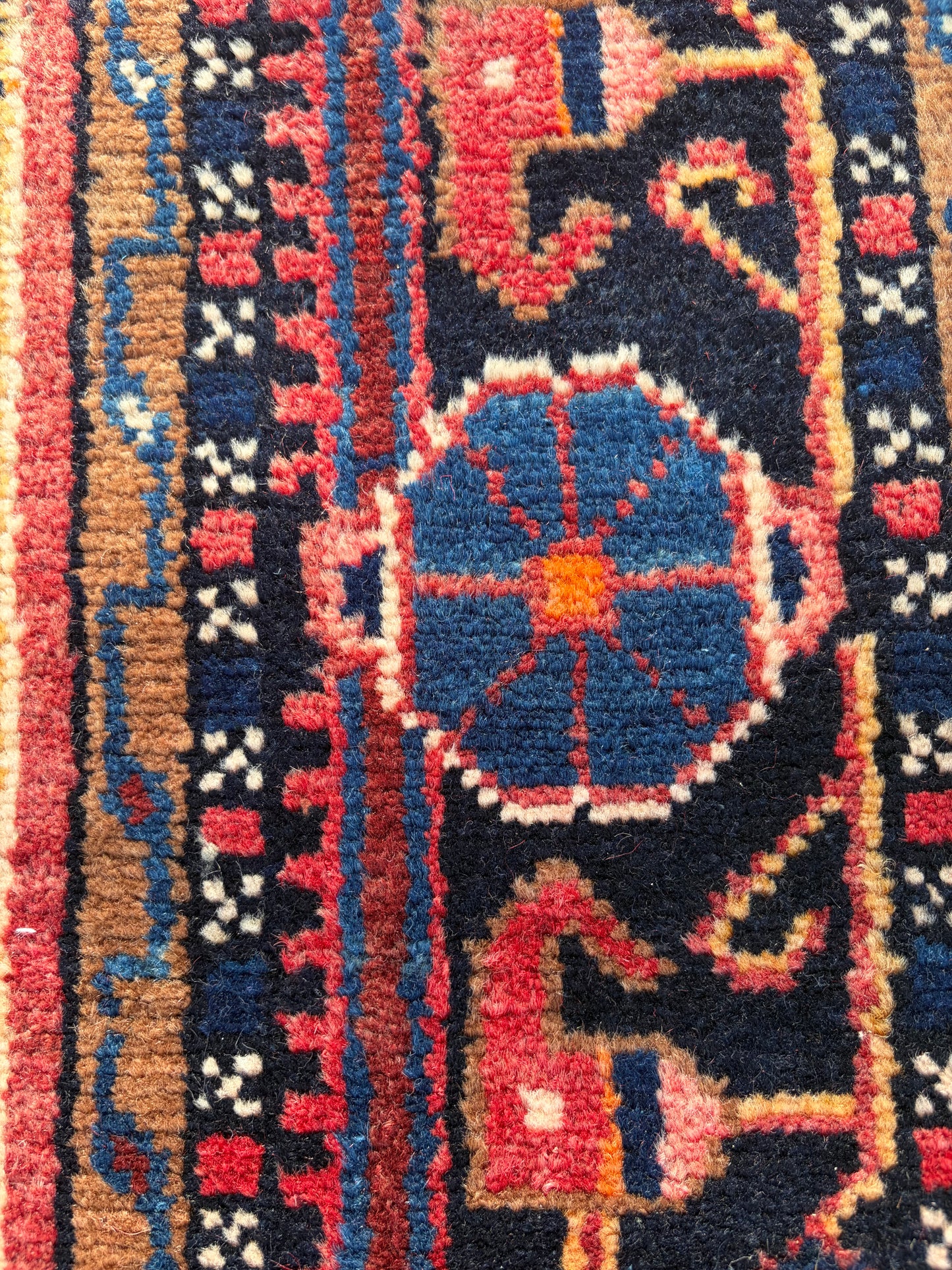 0 Vintage Persian Rug- 9’4 x 5’11