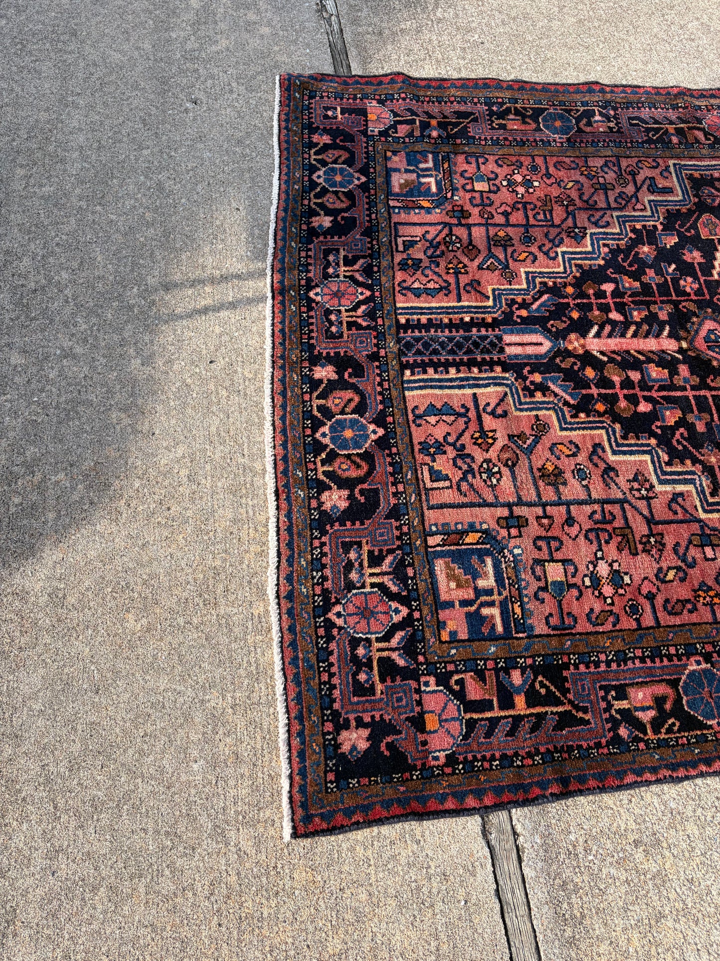 0 Vintage Persian Rug- 9’4 x 5’11
