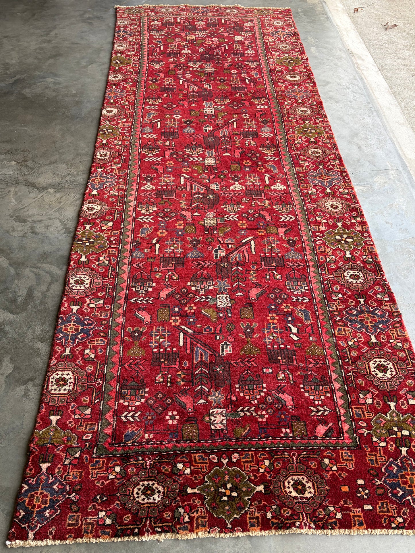 001 Vintage Village Runner- 3'10 x 10'11