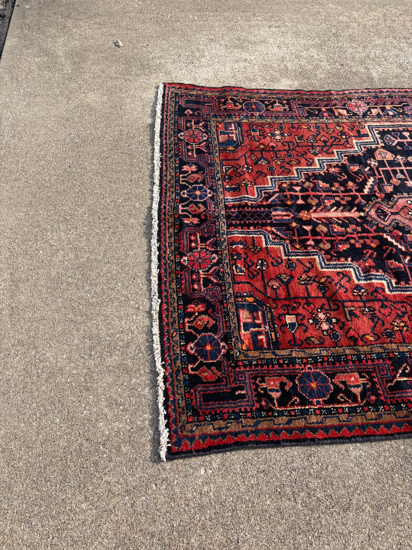 0 Vintage Persian Rug- 9’4 x 5’11
