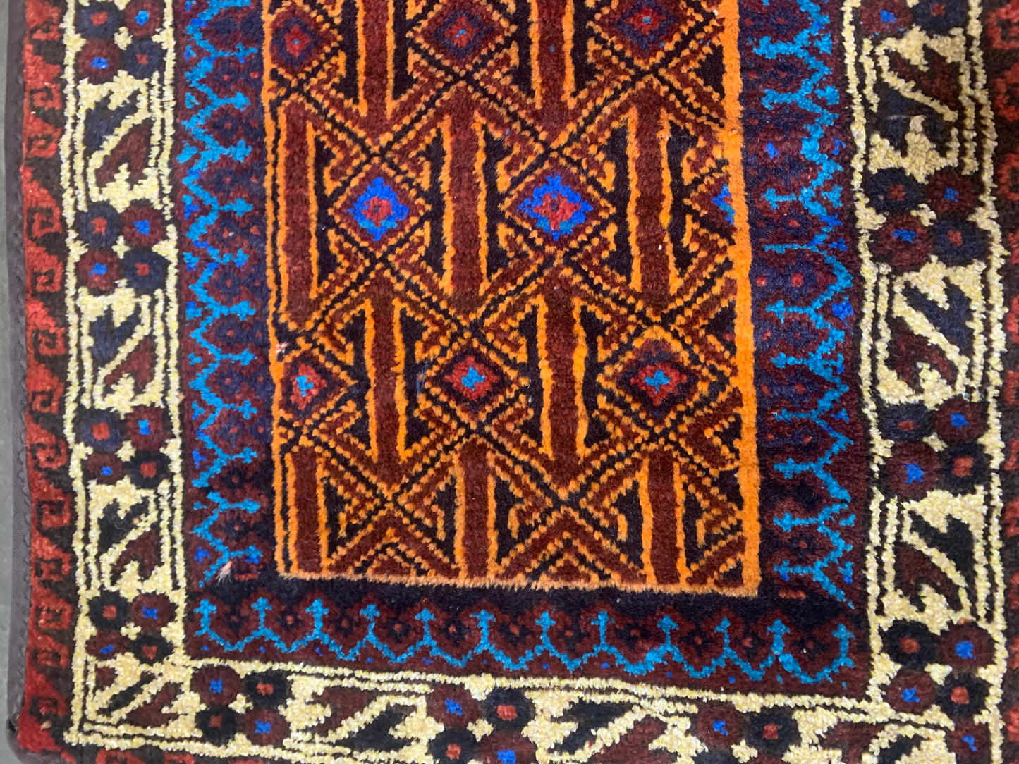 Vintage Persian Rug- 2’4 x 1’8