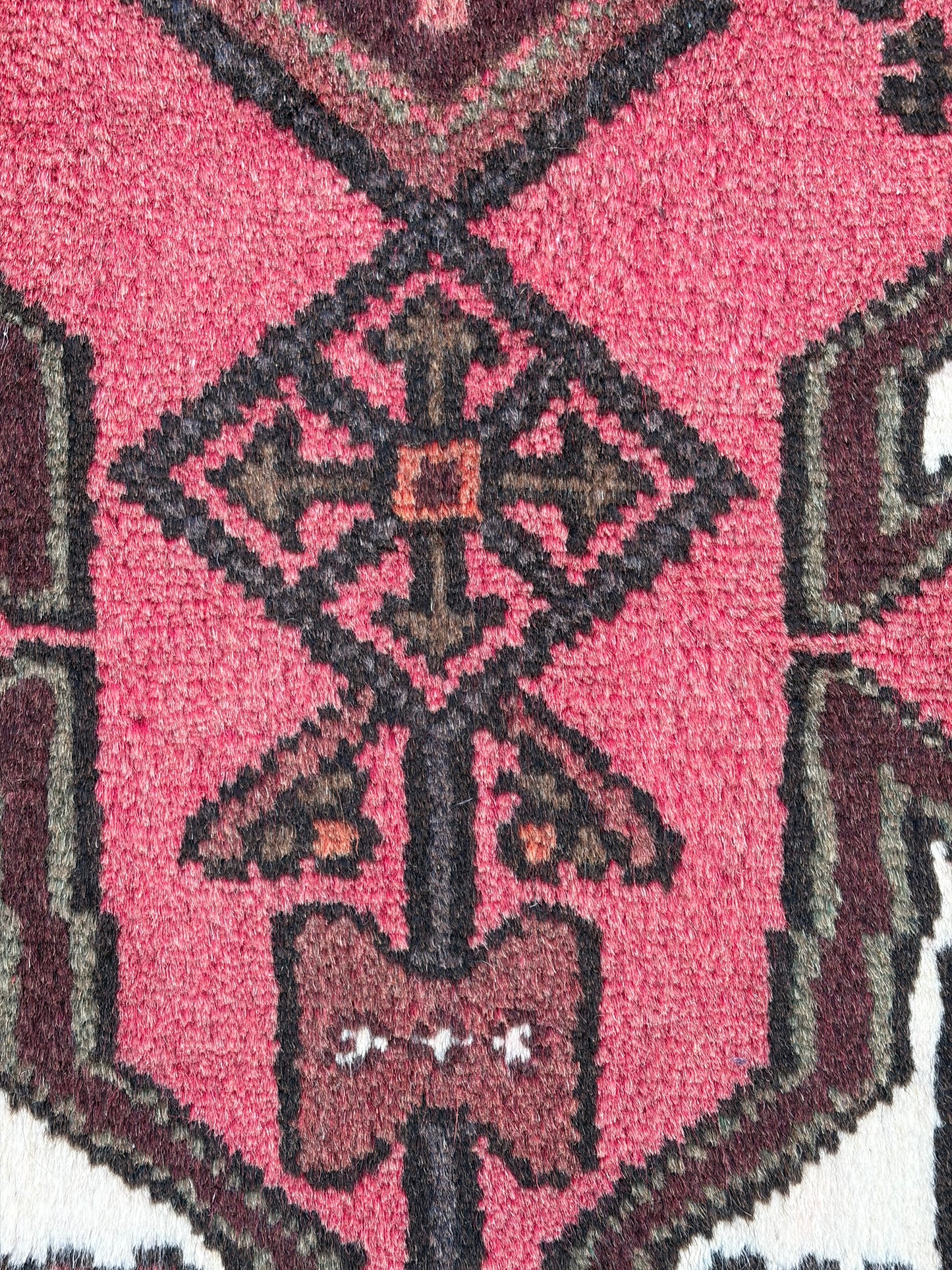 Vintage Persian Rug- 4’3 x 2’7