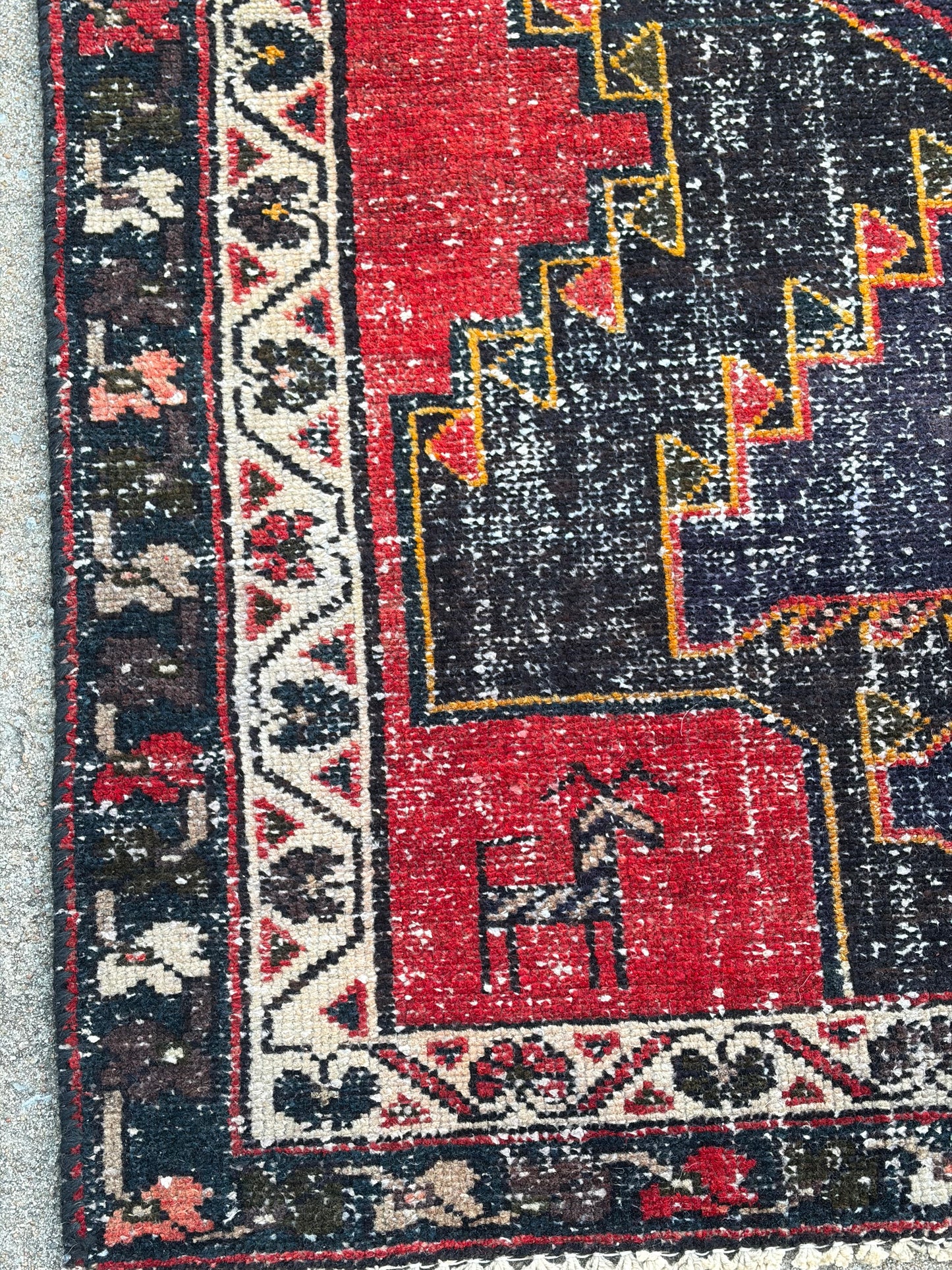 000 Vintage Persian Runner- 9'11 x 3'2