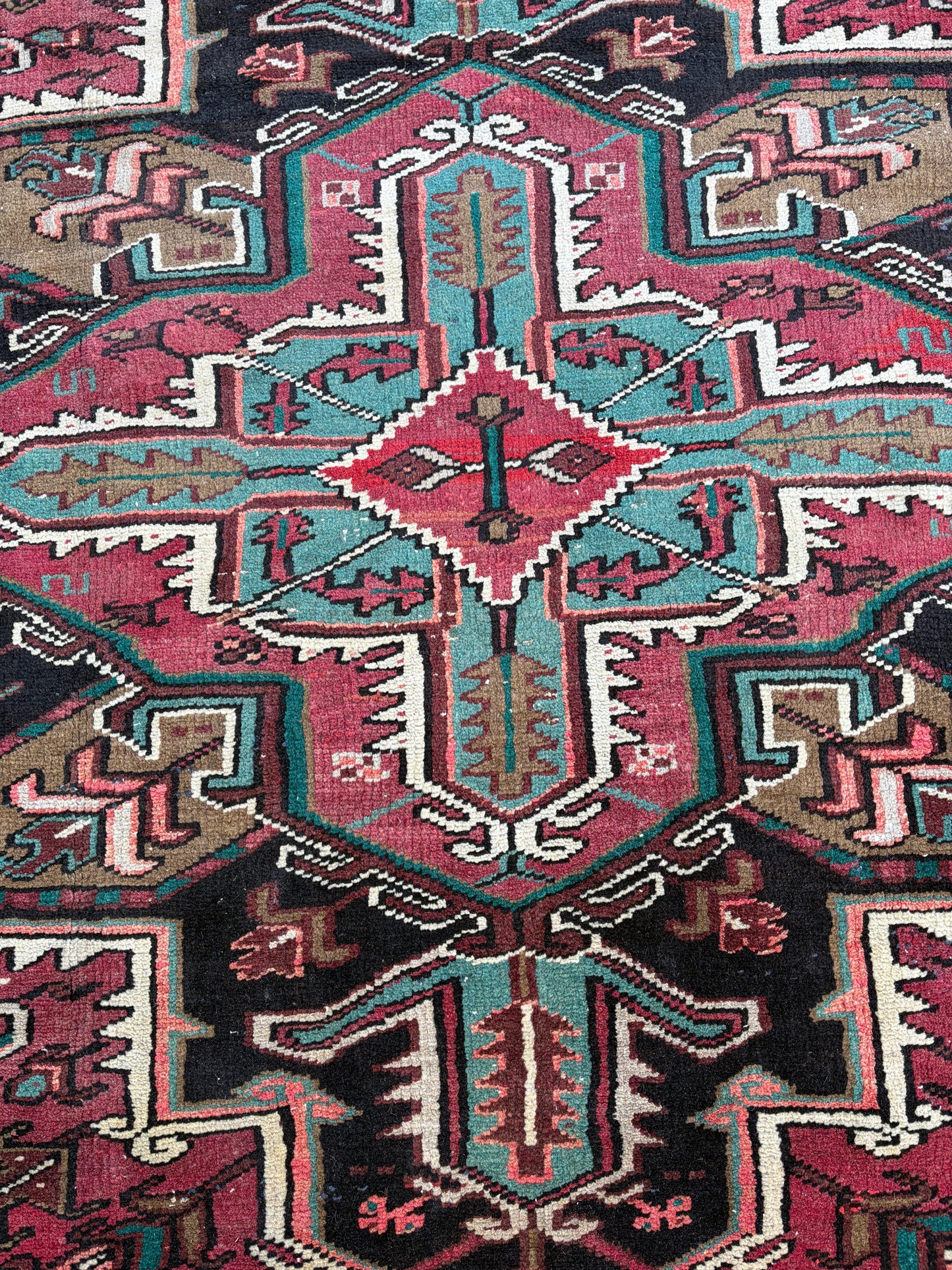 001 Vintage Persian Heriz Rug- 11’4 x 7’11