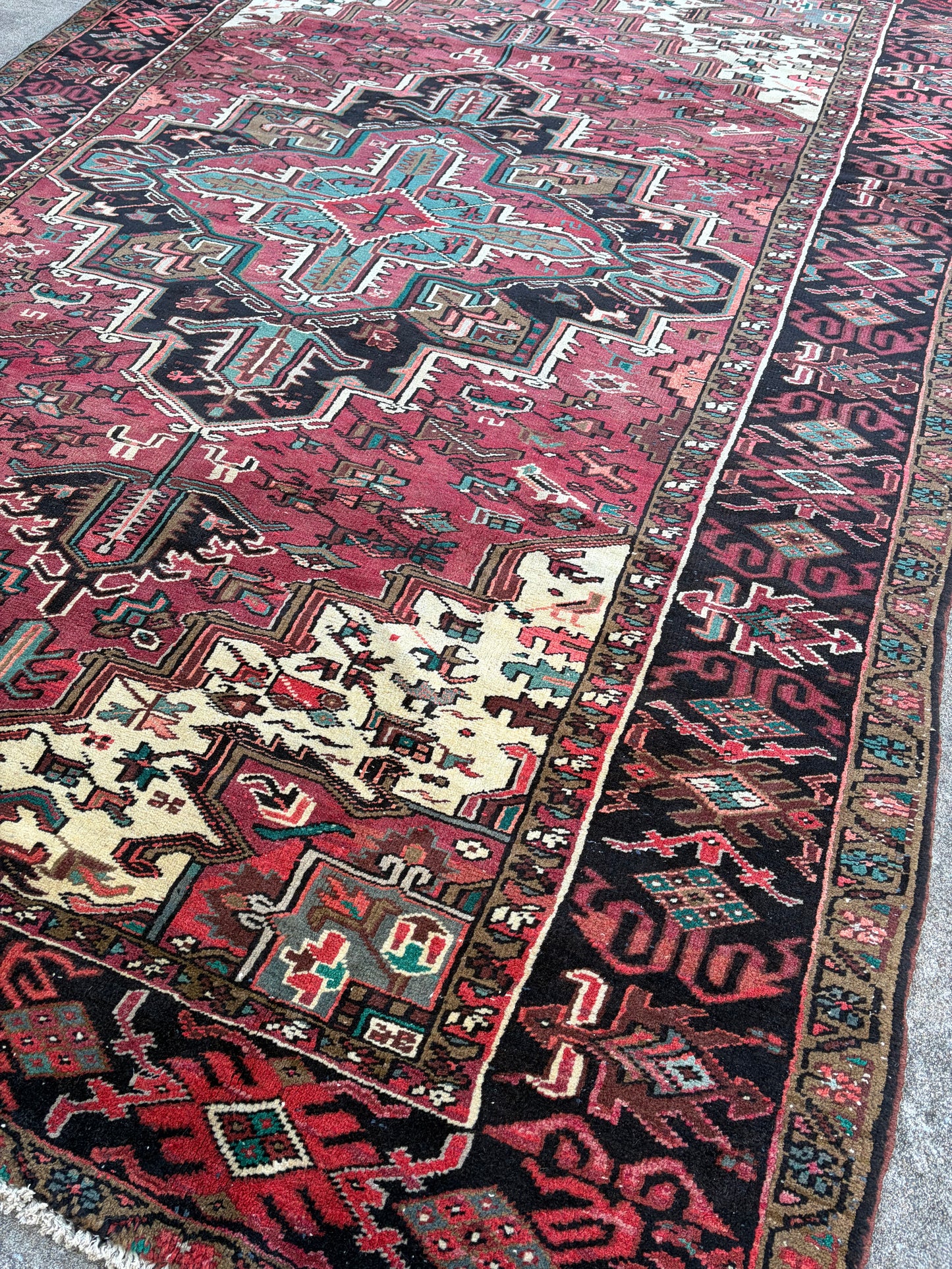 001 Vintage Persian Heriz Rug- 11’4 x 7’11