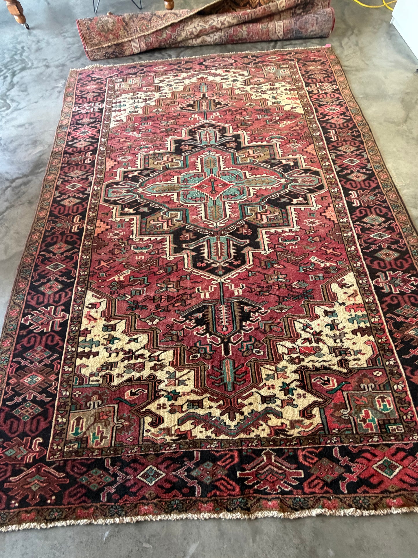 001 Vintage Persian Heriz Rug- 11’4 x 7’11