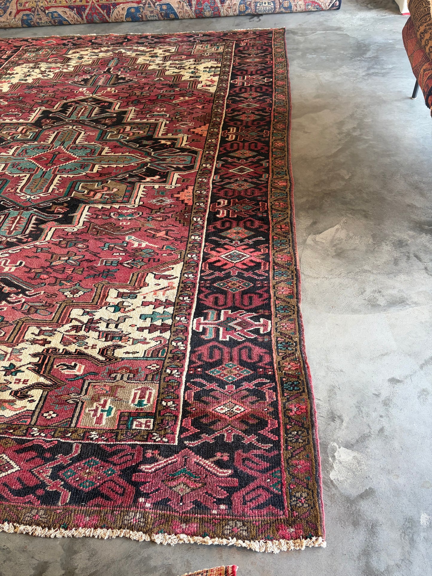 001 Vintage Persian Heriz Rug- 11’4 x 7’11