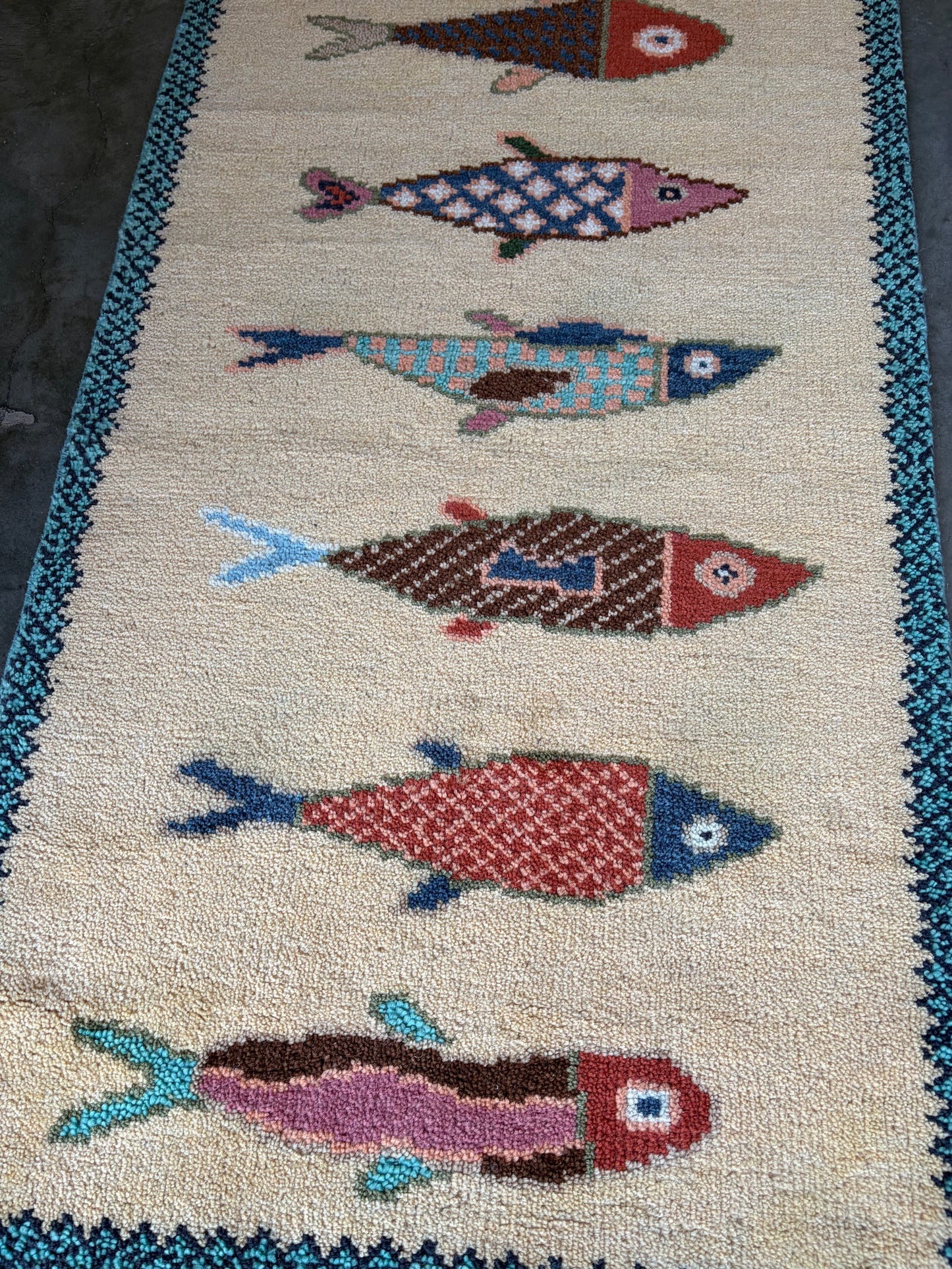 Modern Turkish Rug- 8’ x 2’5