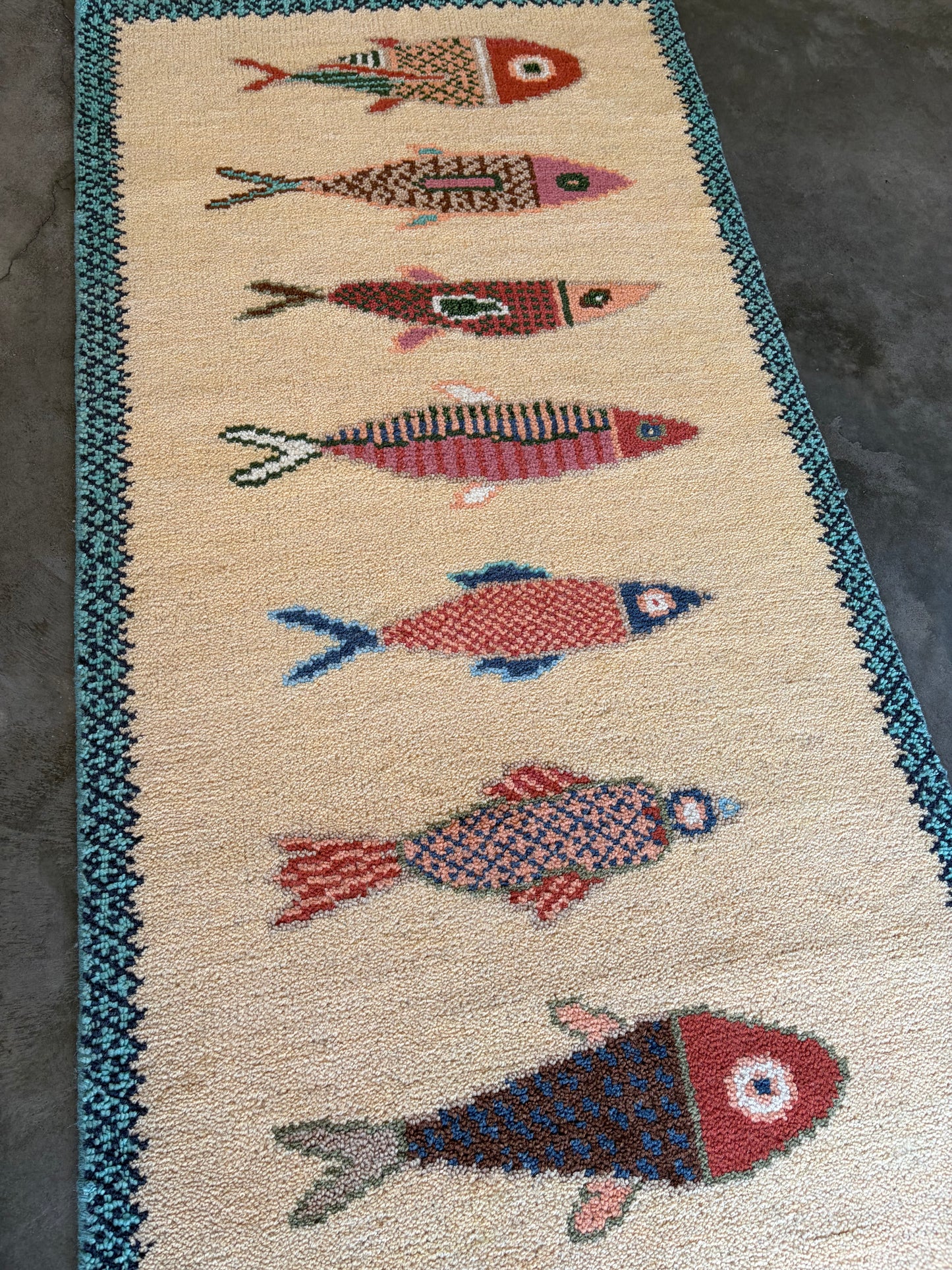 Modern Turkish Rug- 8’ x 2’5