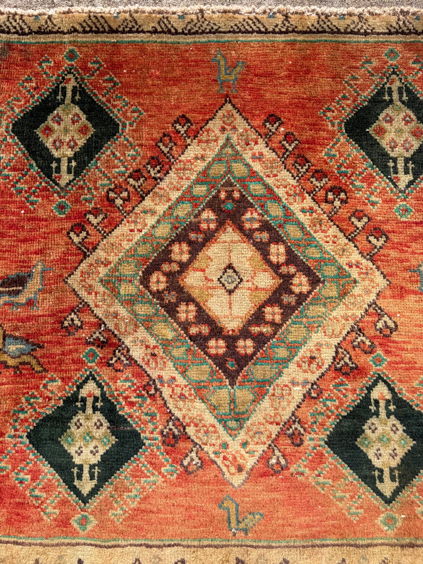 00 Vintage Persian Rug- 2’3 x 2’3