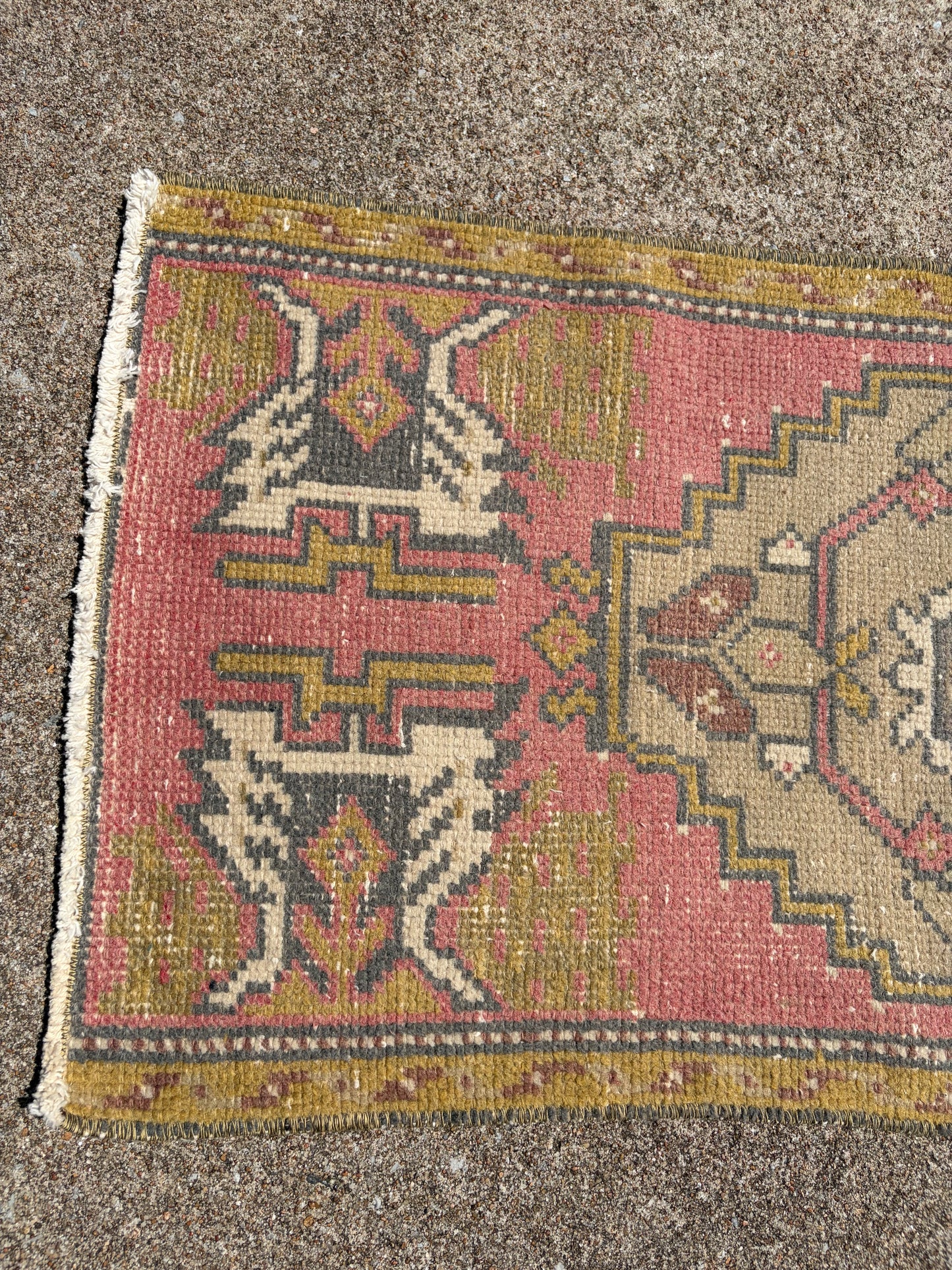 00 Vintage Turkish Mini- 2'11 x 1'5
