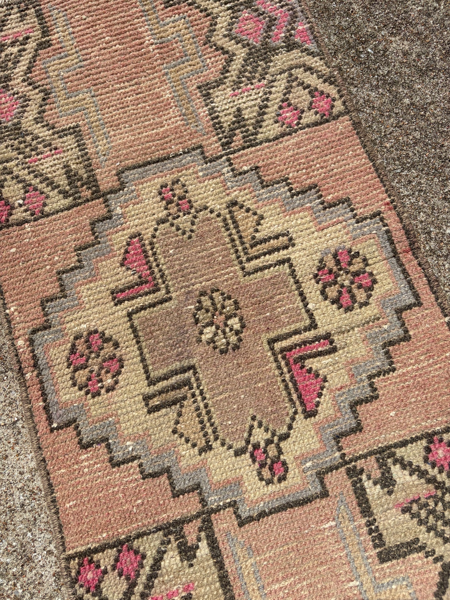 00 Vintage Turkish Mini- 2'10 x 1'4