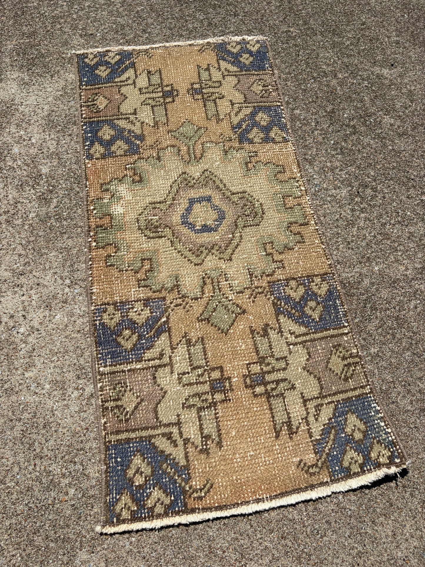 00 Vintage Turkish Mini- 2'10 x 1'3