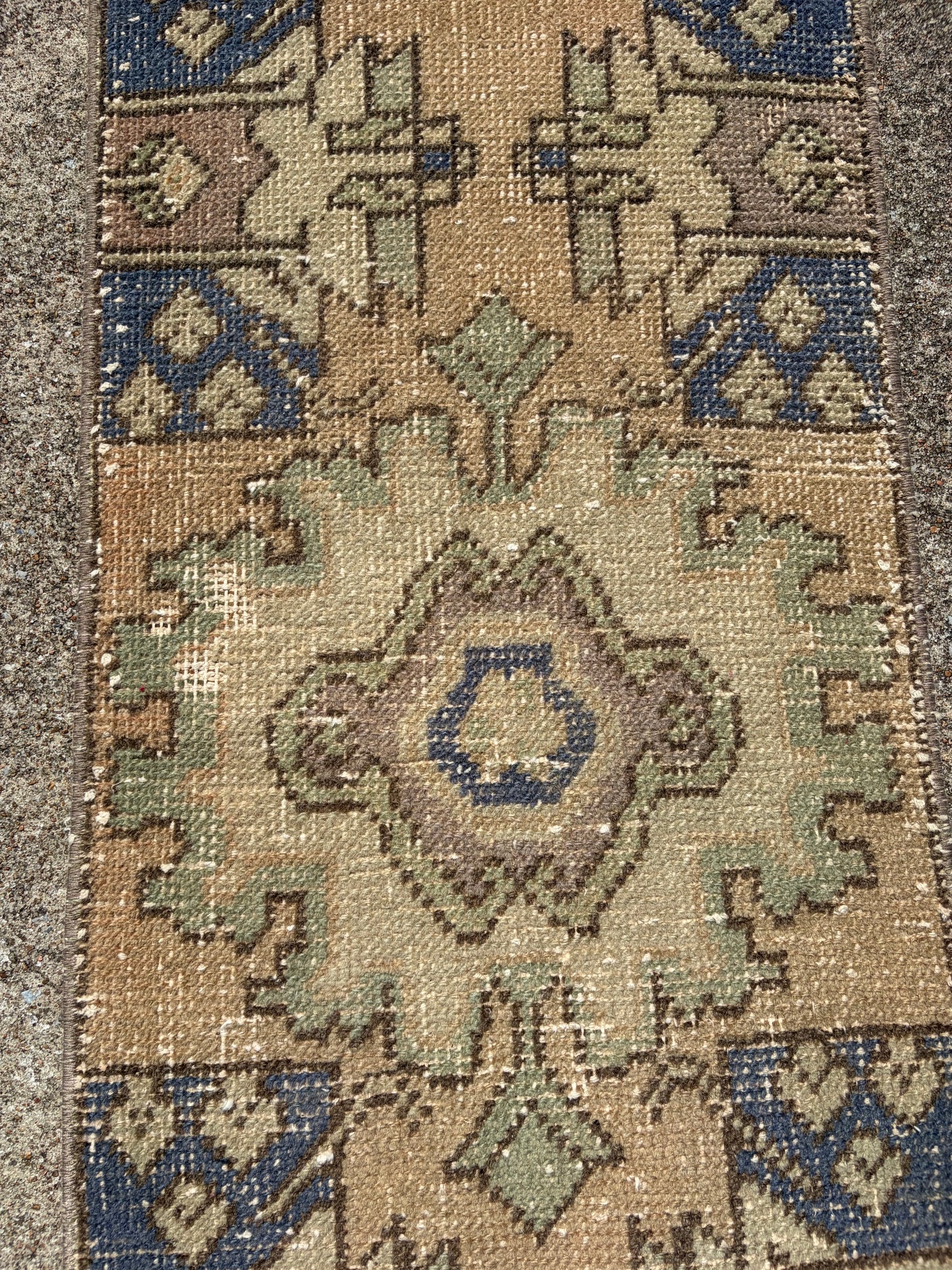00 Vintage Turkish Mini- 2'10 x 1'3
