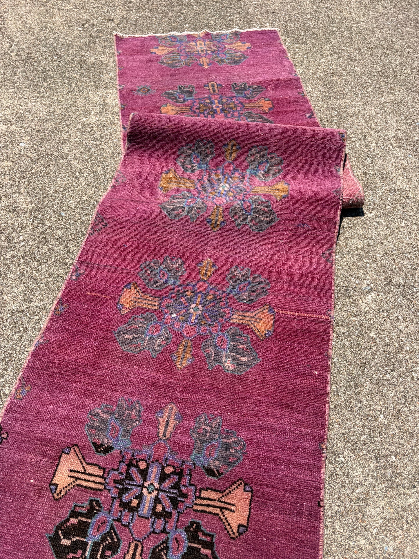 00 Vintage Turkish Runner- 7'5 x 1'10